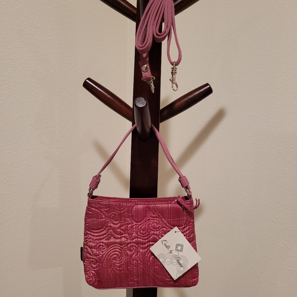 Donna Sharp pink quilted crossbody bag, NEW - Picture 5 of 9